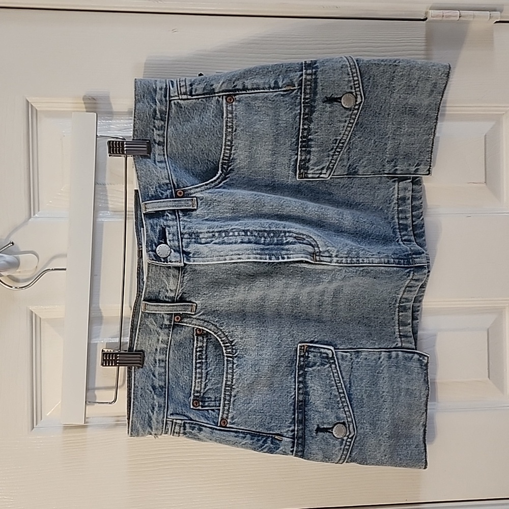 Aritzia Denim Forum Skirt